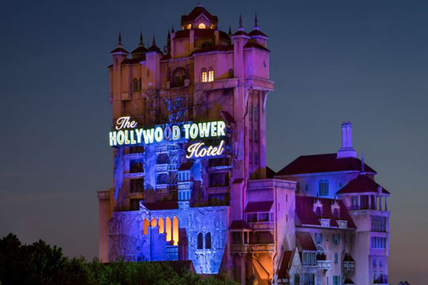 The Hollywood Tower Hotel at night